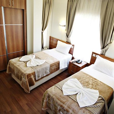Taksim Palace Hotel Istanbul Bilik gambar