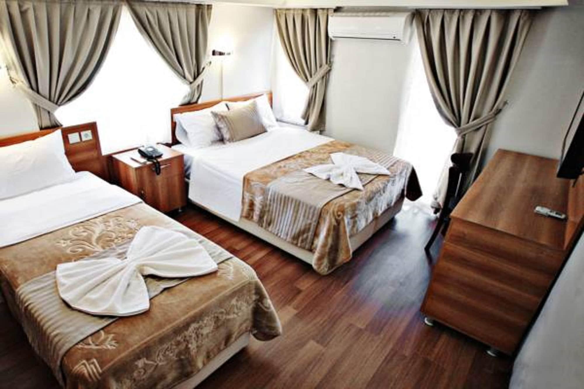 Taksim Palace Hotel Istanbul Luaran gambar